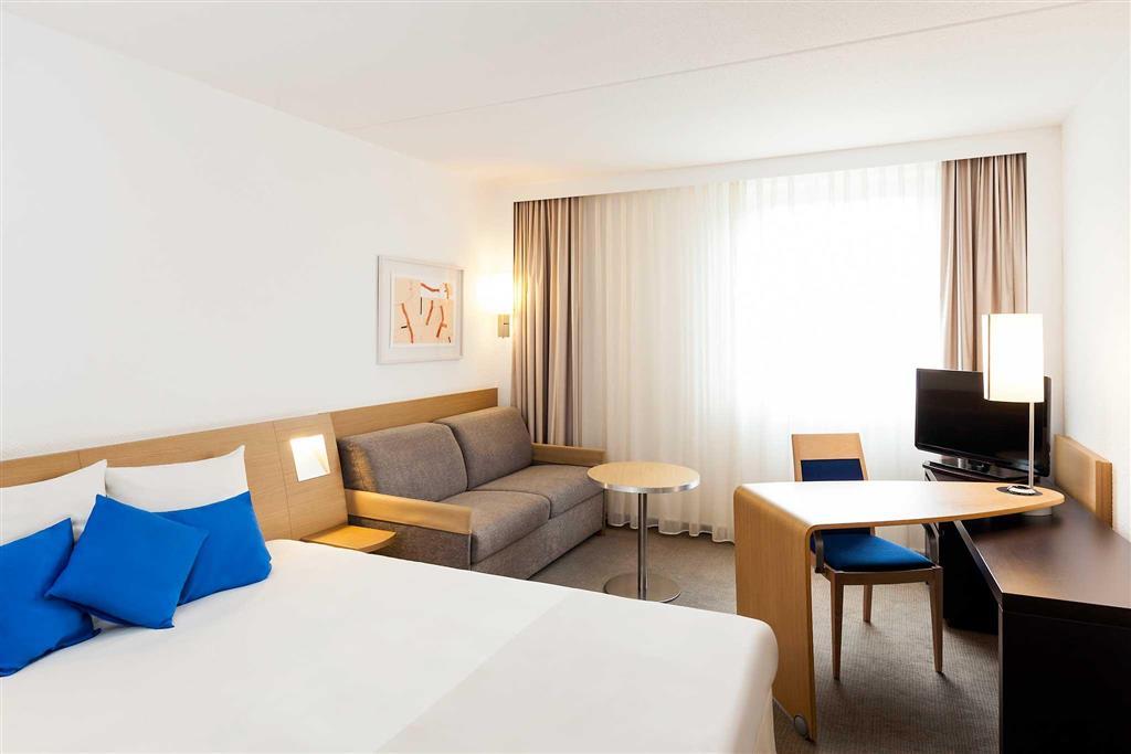 โนโวเทล ไอนด์โฮเฟน Hotel ไอนด์โฮเวน ภายนอก รูปภาพ